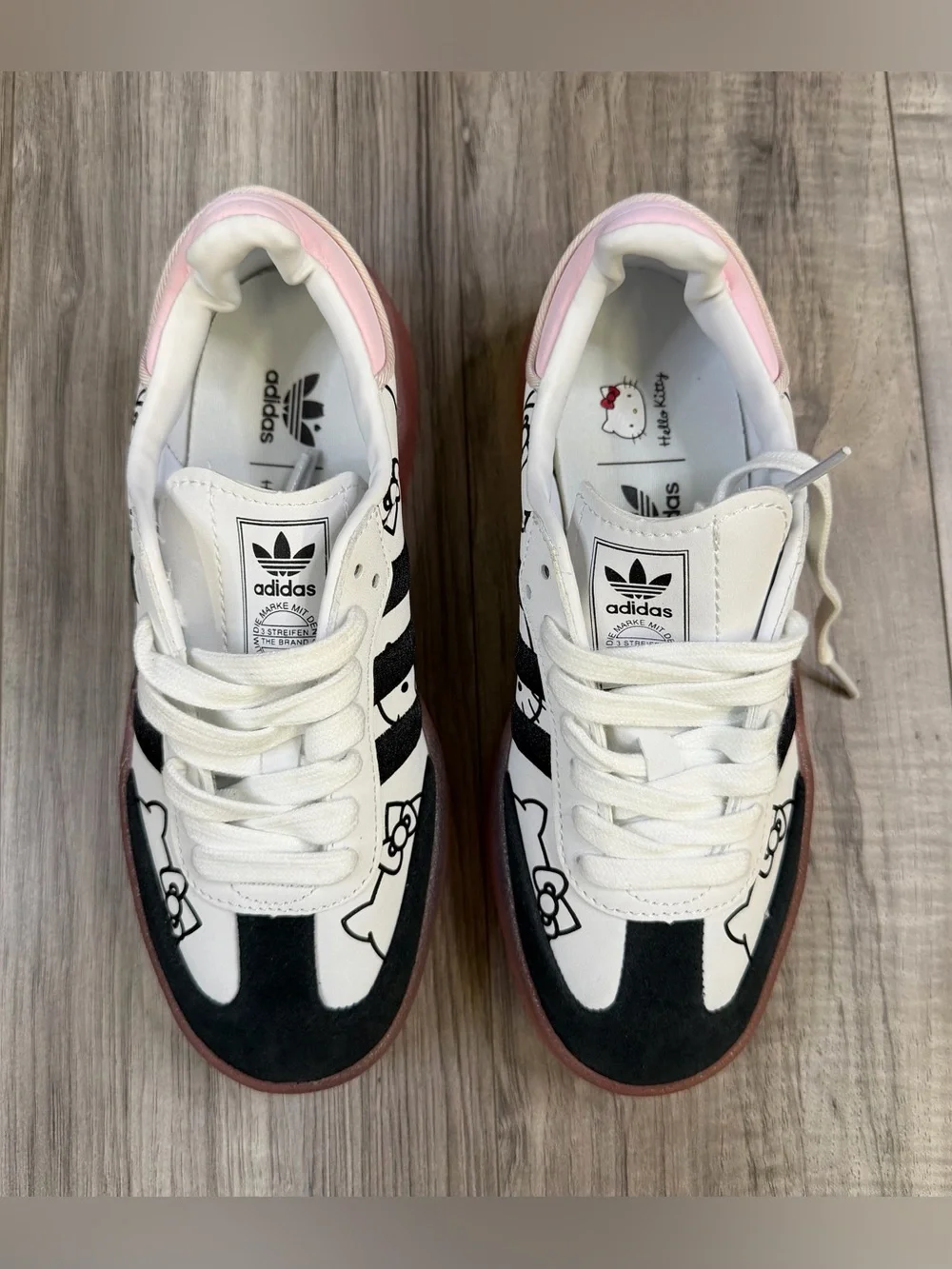 adidas Sambae Hello Kitty Platform Shoes Womens 6.5 Off White Black IG4450 NEW